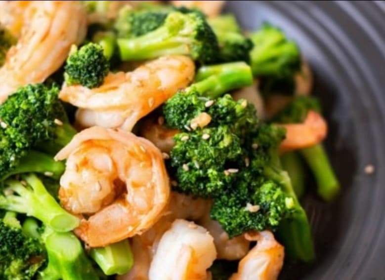 Stir Fly King Prawns with Broccoli