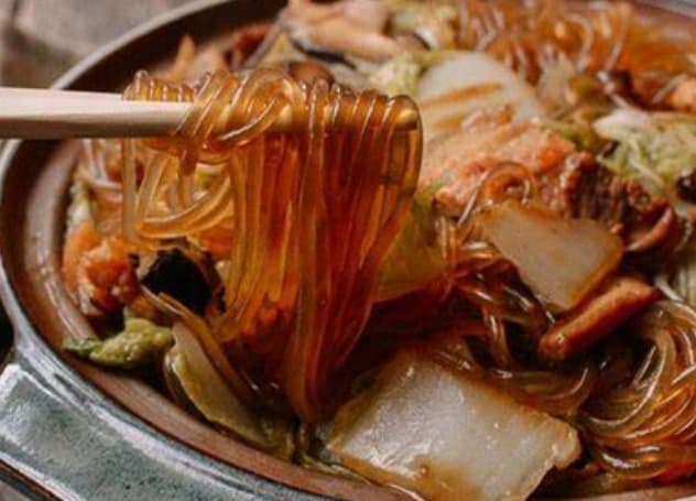 Pork Stew with Glass Noodles and Cabbage